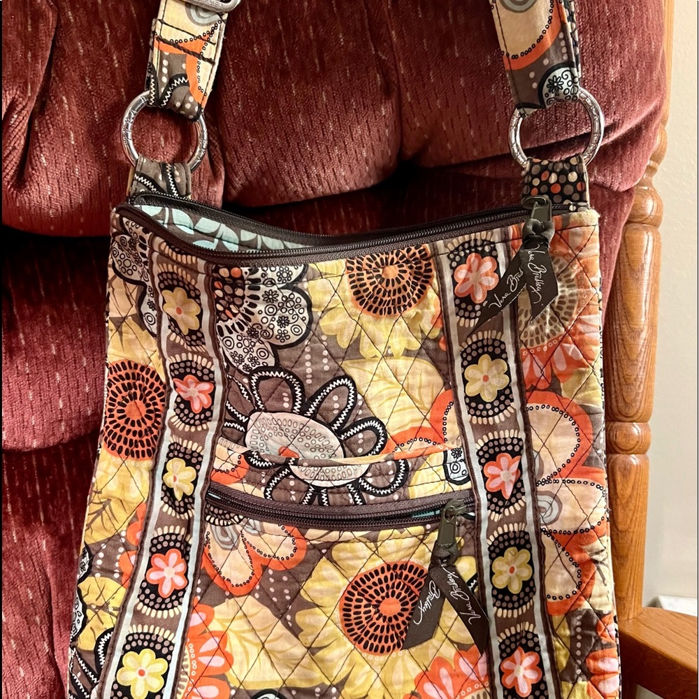 VERA BRADLEY Hipster (Retired!) Flower Shower